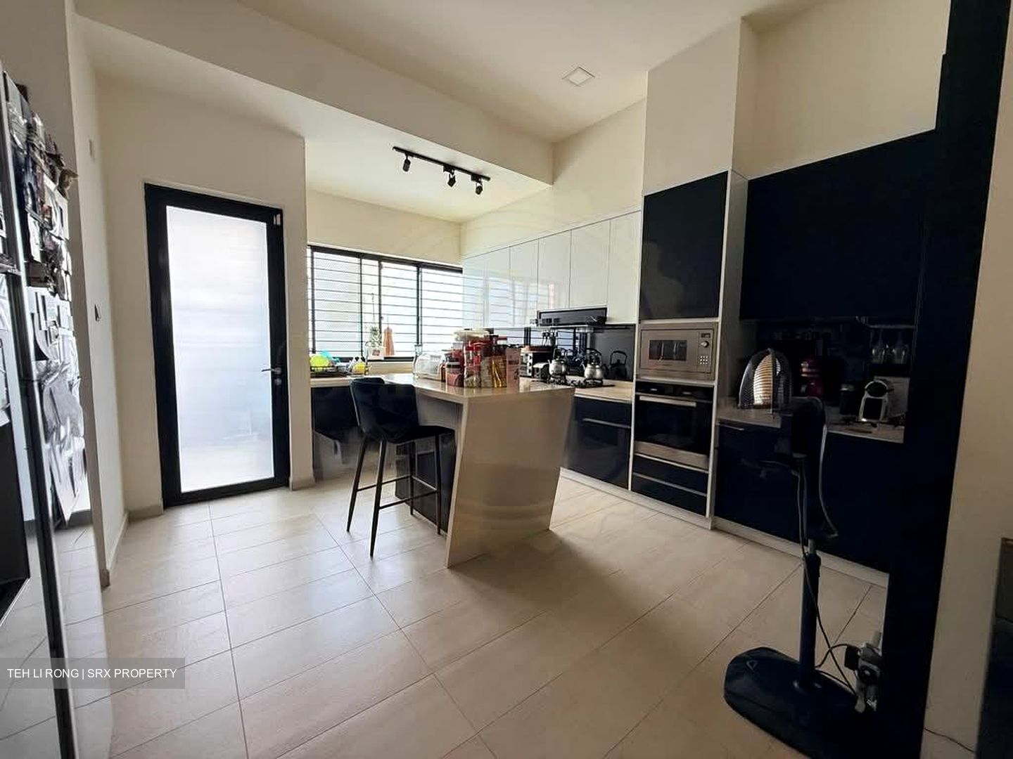Frankel Estate (D15), Terrace #552094331